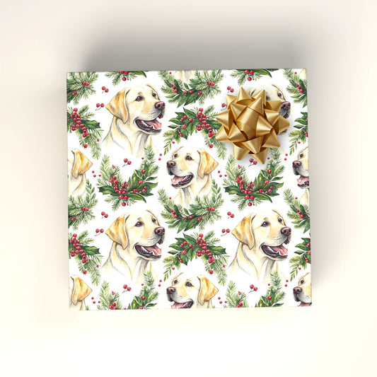 Yellow Lab Christmas Wrapping Paper with Holiday Wreaths — wrapped gift presentation